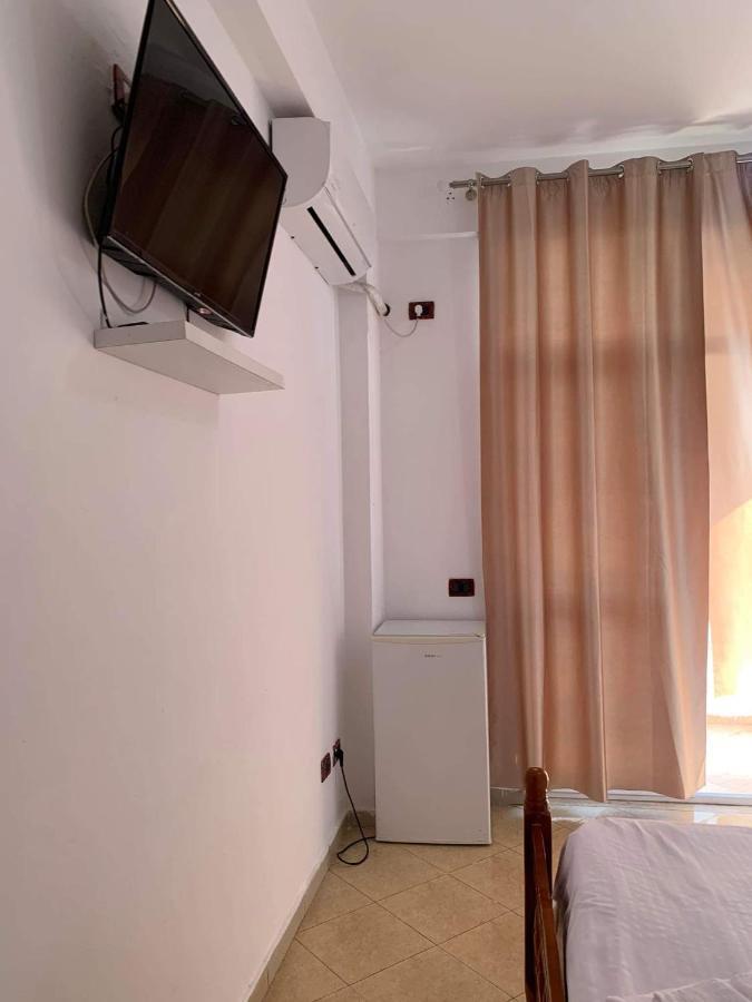 Elio'S Room Durres Exterior photo